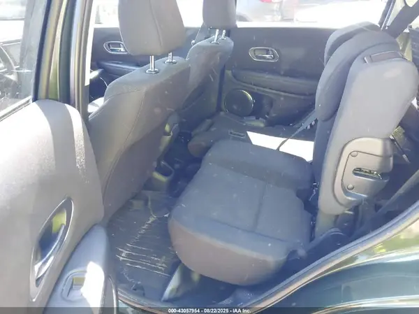 3CZRU6H55HM730925 2017 HONDA HR-V - Image 8