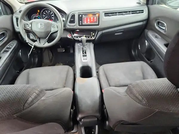 3CZRU6H55HM732335 2017 HONDA HR-V - Image 8