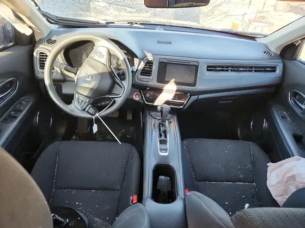 3CZRU6H55JG702949 2018 HONDA HR-V - Image 8