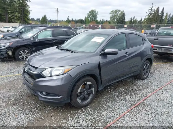 3CZRU6H55JG703776 2018 HONDA HR-V - Image 2