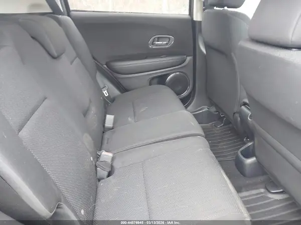 3CZRU6H55JG707570 2018 HONDA HR-V - Image 8