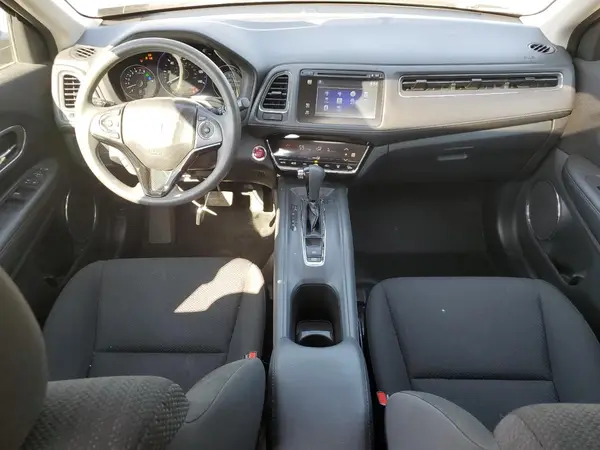 3CZRU6H55JG720268 2018 HONDA HR-V - Image 8