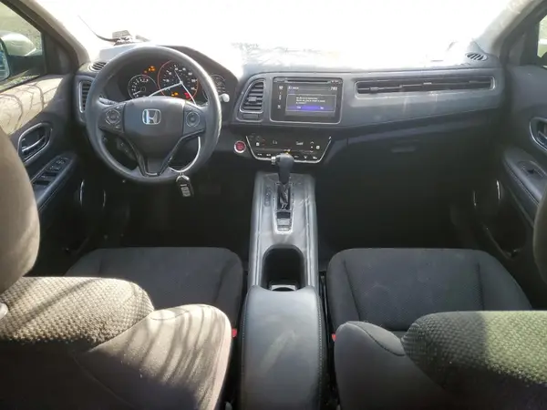 3CZRU6H55JG726197 2018 HONDA HR-V - Image 8