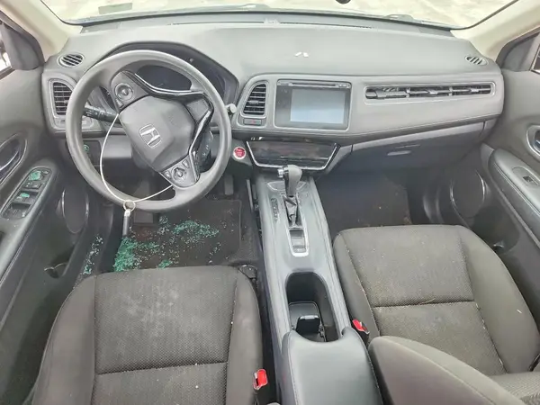 3CZRU6H55JM701138 2018 HONDA HR-V - Image 8