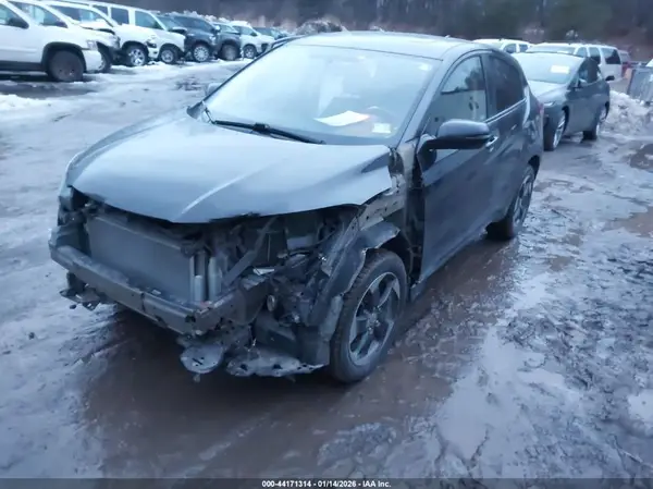 3CZRU6H55JM713340 2018 HONDA HR-V - Image 2