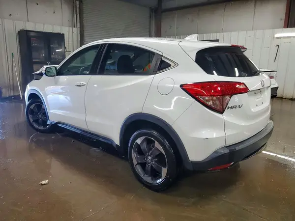 3CZRU6H55JM714035 2018 HONDA HR-V - Image 2