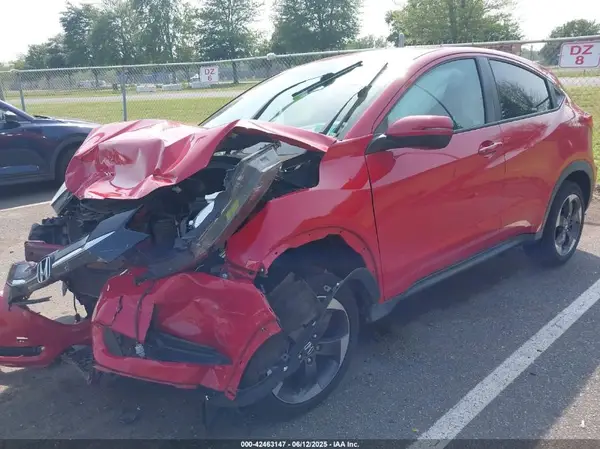 3CZRU6H55JM714987 2018 HONDA HR-V - Image 2