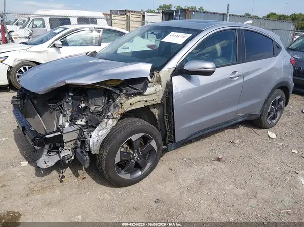 3CZRU6H55JM720014 2018 HONDA HR-V - Image 2