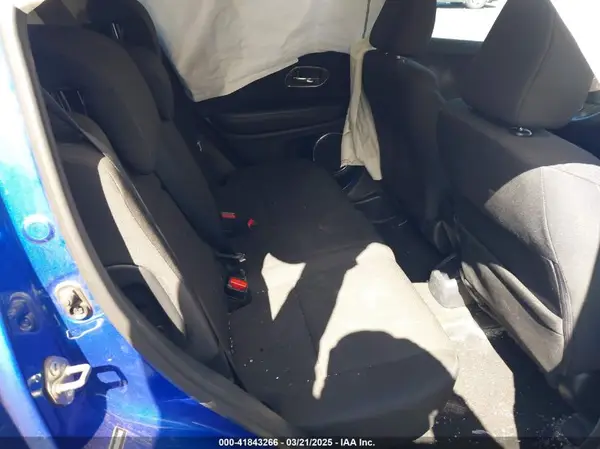 3CZRU6H55JM729425 2018 HONDA HR-V - Image 8