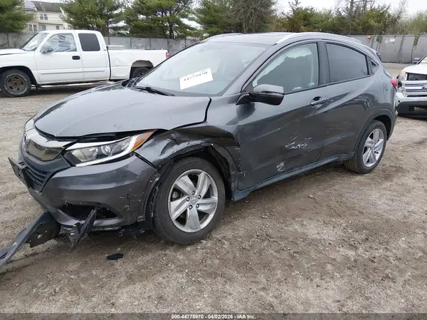 3CZRU6H55KM702453 2019 HONDA HR-V - Image 2