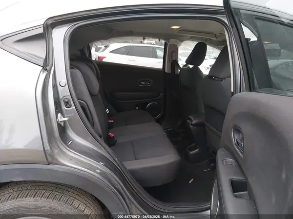 3CZRU6H55KM702453 2019 HONDA HR-V - Image 8
