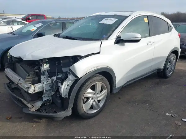 3CZRU6H55KM705708 2019 HONDA HR-V - Image 2