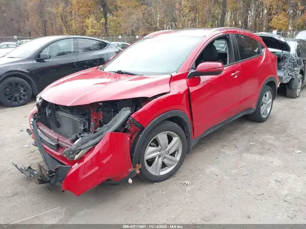 3CZRU6H55KM706020 2019 HONDA HR-V - Image 2