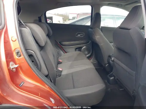 3CZRU6H55KM707541 2019 HONDA HR-V - Image 8