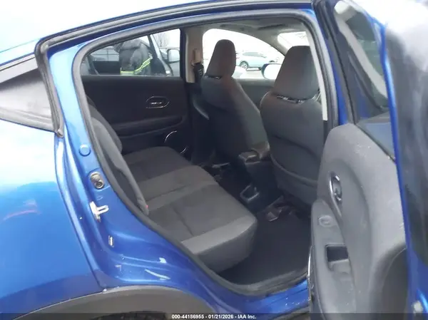 3CZRU6H55KM710309 2019 HONDA HR-V - Image 8