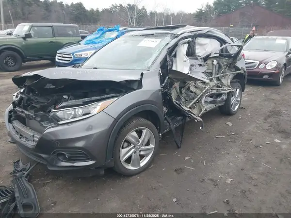 3CZRU6H55KM715493 2019 HONDA HR-V - Image 2