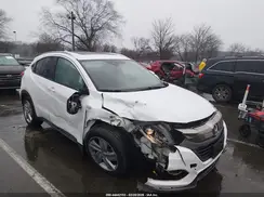 3CZRU6H55KM715705 2019 HONDA HR-V