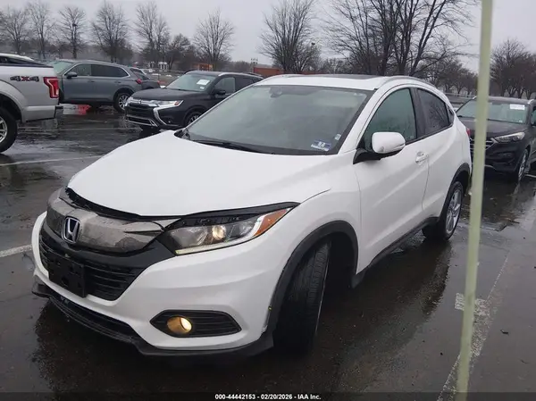 3CZRU6H55KM715705 2019 HONDA HR-V - Image 2