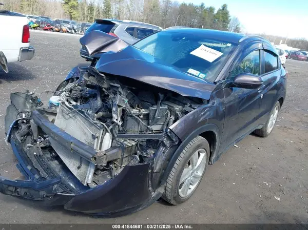 3CZRU6H55KM721410 2019 HONDA HR-V - Image 2