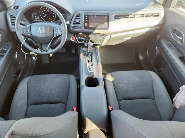 3CZRU6H55KM731595 2019 HONDA HR-V - Image 8