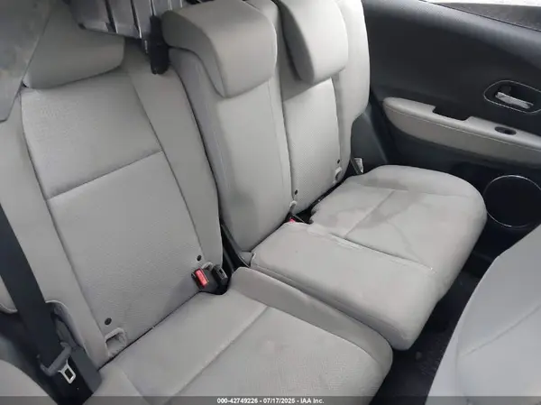 3CZRU6H55KM736862 2019 HONDA HR-V - Image 8