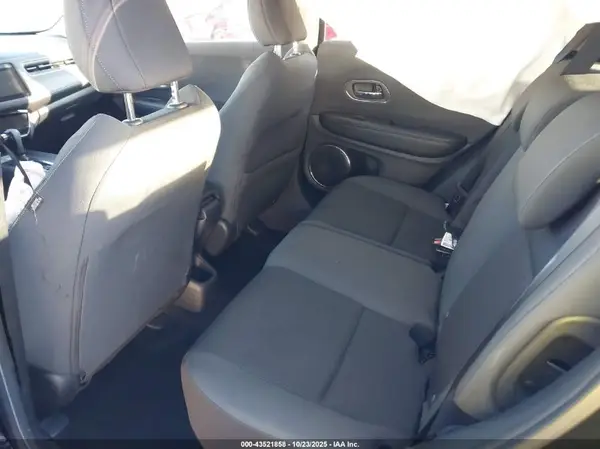 3CZRU6H55KM743472 2019 HONDA HR-V - Image 8