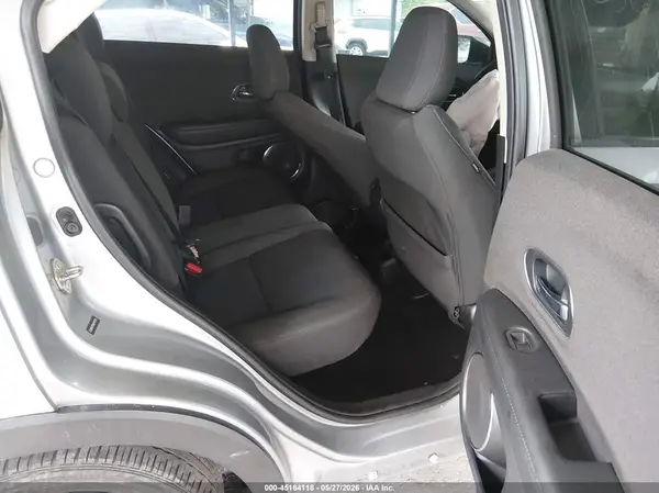 3CZRU6H55KM743522 2019 HONDA HR-V - Image 8