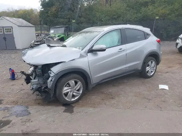 3CZRU6H55LM726396 2020 HONDA HR-V - Image 2