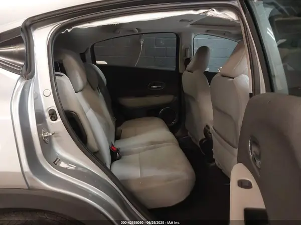 3CZRU6H55LM728133 2020 HONDA HR-V - Image 8