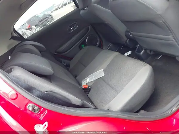 3CZRU6H55LM732215 2020 HONDA HR-V - Image 8