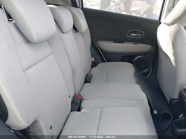 3CZRU6H55NM767470 2022 HONDA HR-V - Image 8