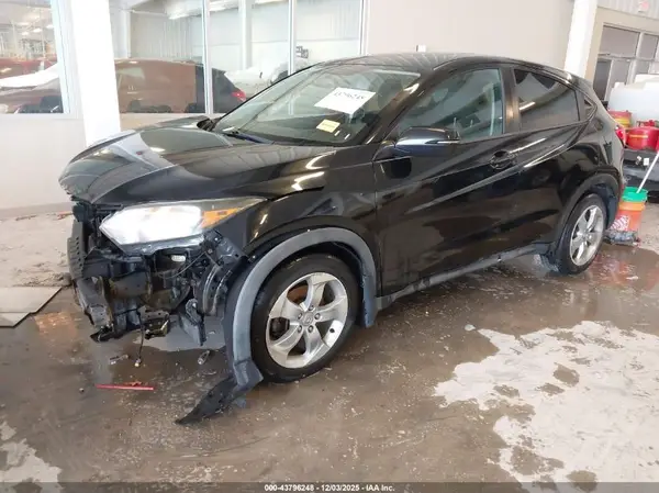 3CZRU6H56GM710259 2016 HONDA HR-V - Image 2