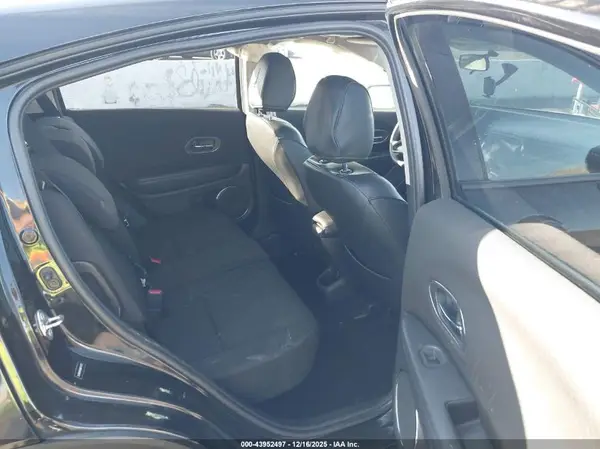 3CZRU6H56GM714277 2016 HONDA HR-V - Image 8