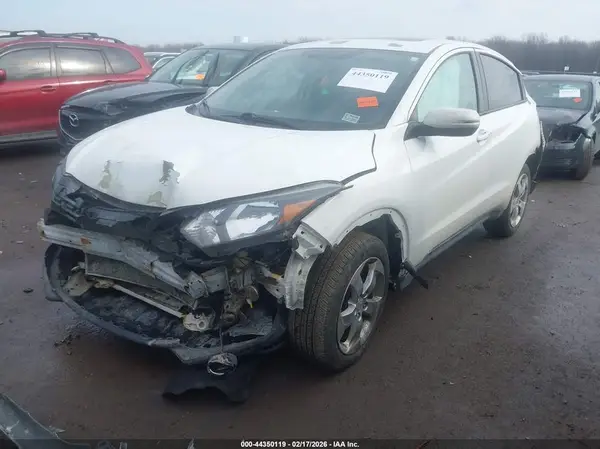3CZRU6H56GM717440 2016 HONDA HR-V - Image 2