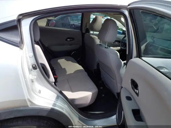 3CZRU6H56GM720340 2016 HONDA HR-V - Image 8