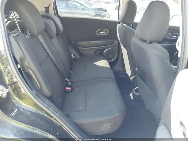 3CZRU6H56GM725652 2016 HONDA HR-V - Image 8