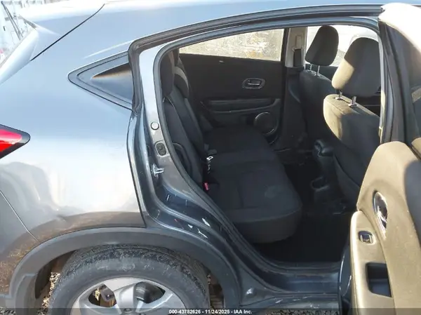 3CZRU6H56GM726462 2016 HONDA HR-V - Image 8