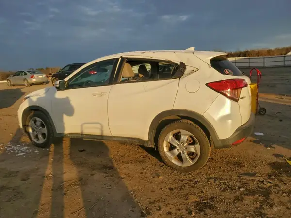 3CZRU6H56GM755685 2016 HONDA HR-V - Image 2