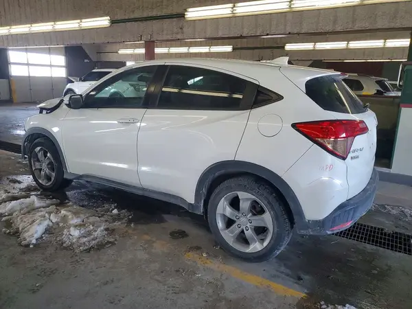 3CZRU6H56GM757940 2016 HONDA HR-V - Image 2