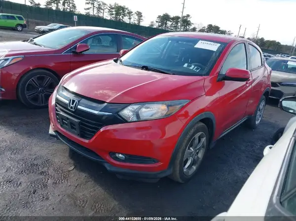 3CZRU6H56GM766198 2016 HONDA HR-V - Image 2