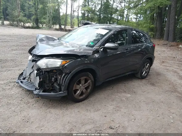 3CZRU6H56GM768288 2016 HONDA HR-V - Image 2