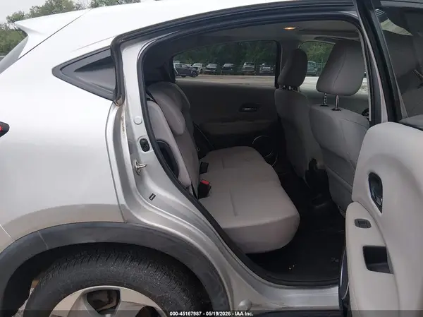 3CZRU6H56GM770333 2016 HONDA HR-V - Image 8