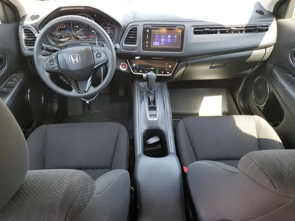 3CZRU6H56HG704073 2017 HONDA HR-V - Image 8