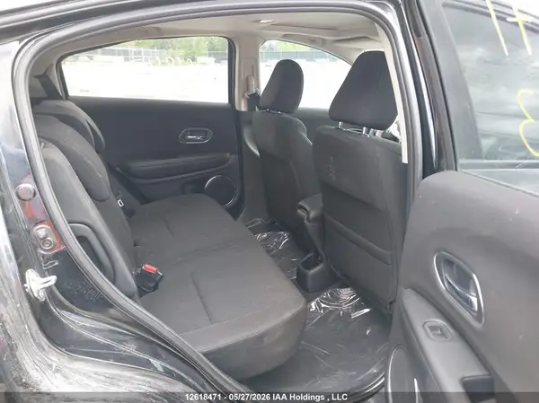 3CZRU6H56HM105353 2017 HONDA HR-V - Image 8