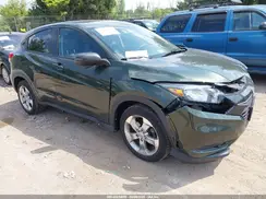 3CZRU6H56HM700445 2017 HONDA HR-V
