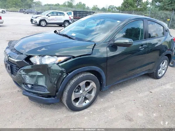 3CZRU6H56HM700445 2017 HONDA HR-V - Image 2