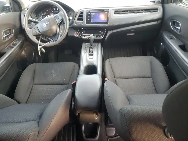 3CZRU6H56HM704074 2017 HONDA HR-V - Image 8