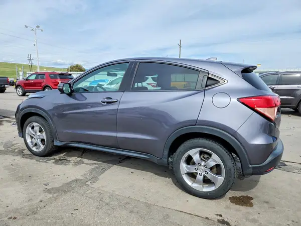 3CZRU6H56HM708867 2017 HONDA HR-V - Image 2