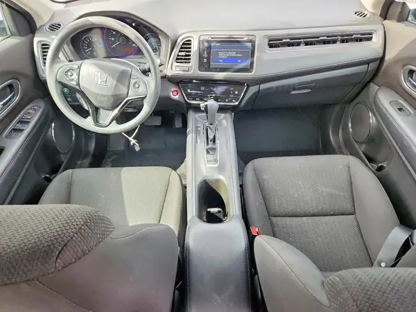3CZRU6H56HM708867 2017 HONDA HR-V - Image 8