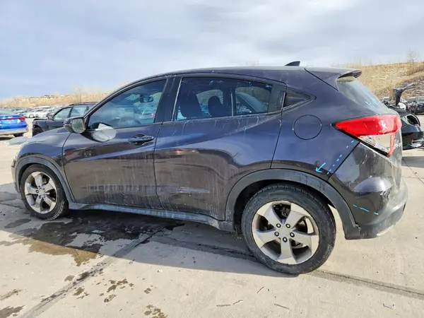 3CZRU6H56HM710585 2017 HONDA HR-V - Image 2
